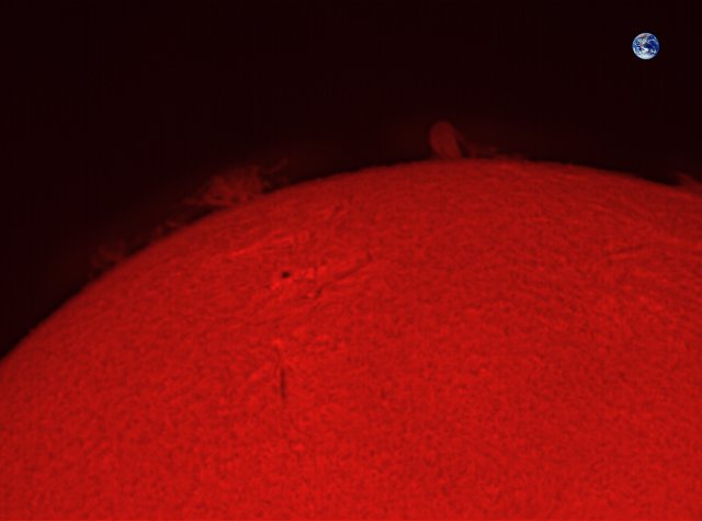 Protuberanzen am östlichen Sonnenrand 